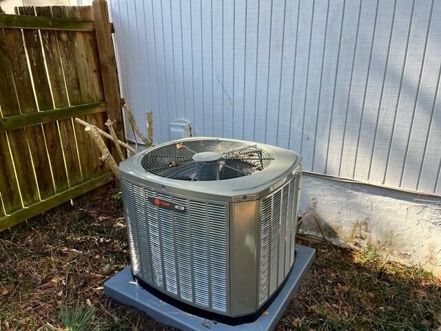 Building Photo - 260 Timberlane Rd