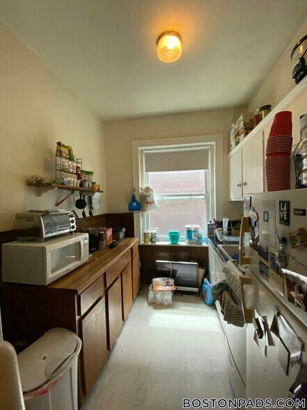 Building Photo - 5 Walbridge St