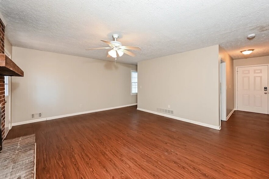 Building Photo - 2737 King Arthur Ct