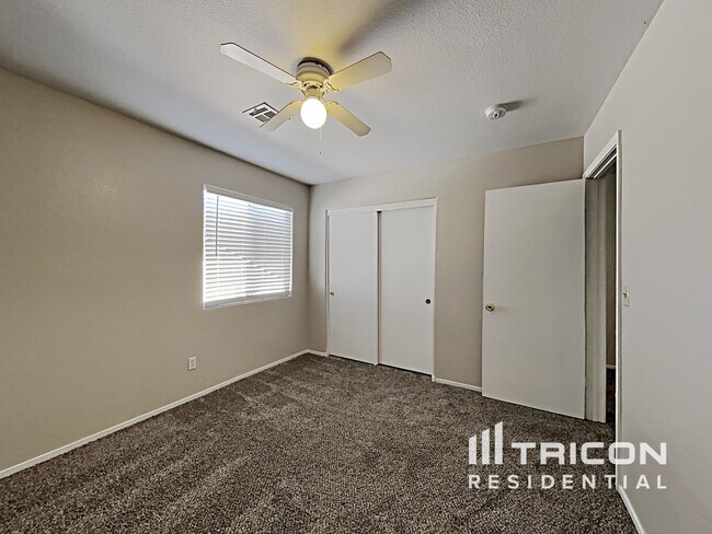 Building Photo - 6225 Grizzly Gorge St