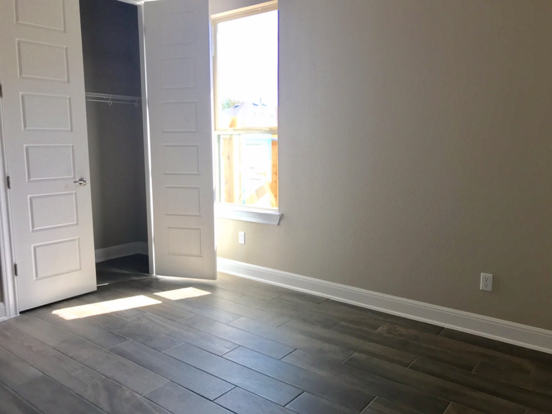 Bedroom 2 - 3750 E Palm Valley Blvd