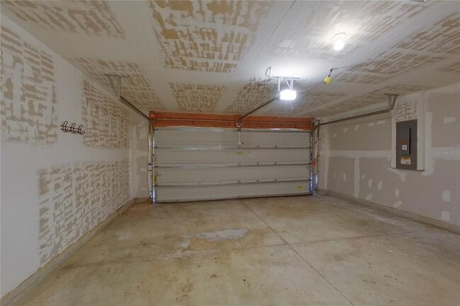 Building Photo - 315 NE 25th Terrace