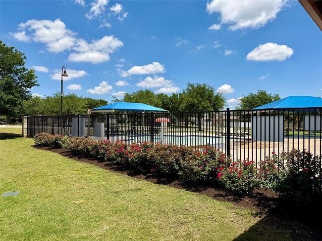Building Photo - 1507 Davis Mountain Loop