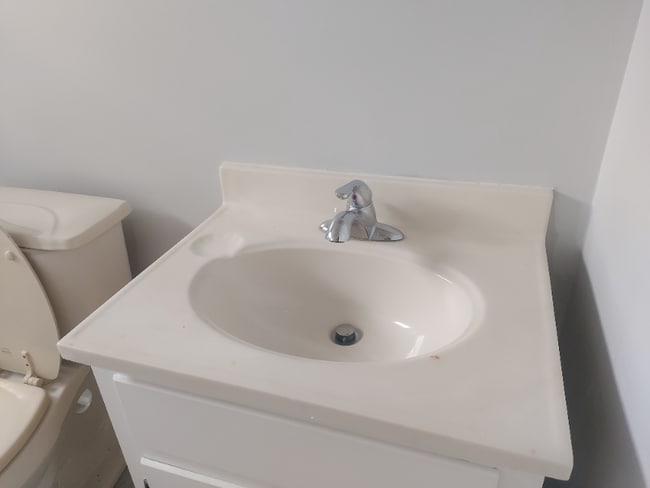 Building Photo - 797 Cavalier Dr