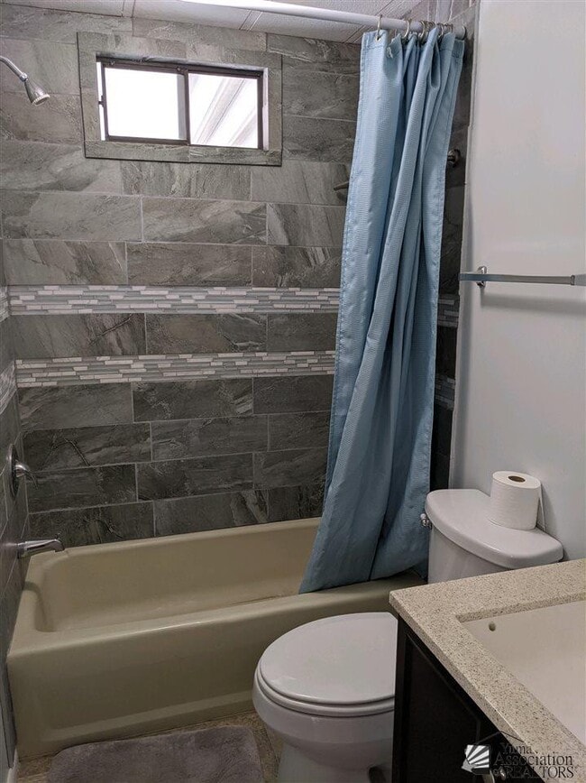 Building Photo - 13827 E 49th St