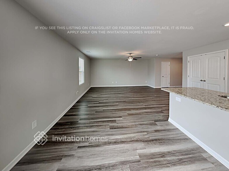 Building Photo - 860 Avery Pond Dr