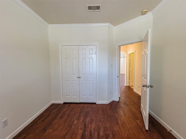 Building Photo - 3611 Cedar Flats Ln