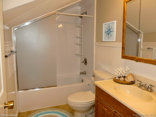 Building Photo - 12 W Rocks Rd