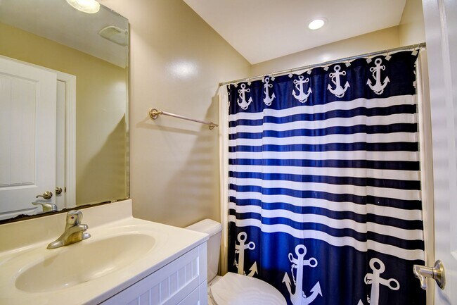 Building Photo - *Seasonal Rental* at Summer Winds 205: 3 Bedroom + Loft on Topsail Island - 3 month lease required
