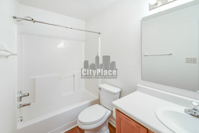 Building Photo - 263 Brooks Bend