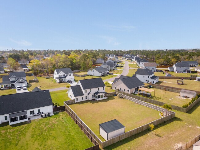 Building Photo - 110 Evergreen Frst Dr