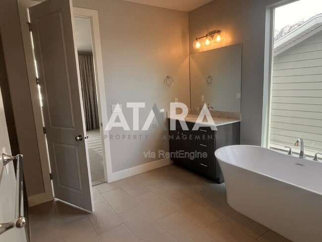 Building Photo - 9167 S Galette Ln