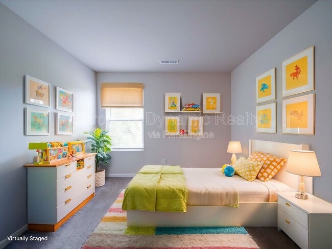 Building Photo - 916 S Battleground Ave