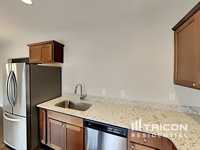 Building Photo - 123 Hickory Sta Ln