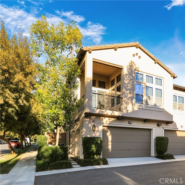 Building Photo - 220 Kempton