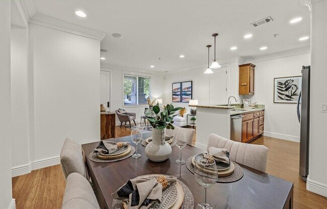 Building Photo - Stunning Ground-Floor 2 bd, 2 ba- Danville...