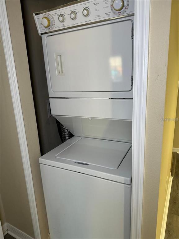 Building Photo - 4818 Tangerine Ave