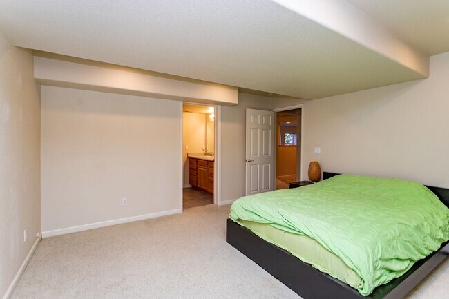 Building Photo - Peaceful University Park Home with Mountain Views!!