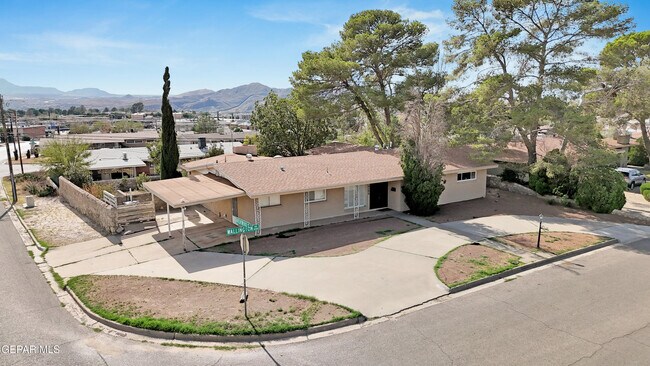 Building Photo - 4200 Wallington Dr