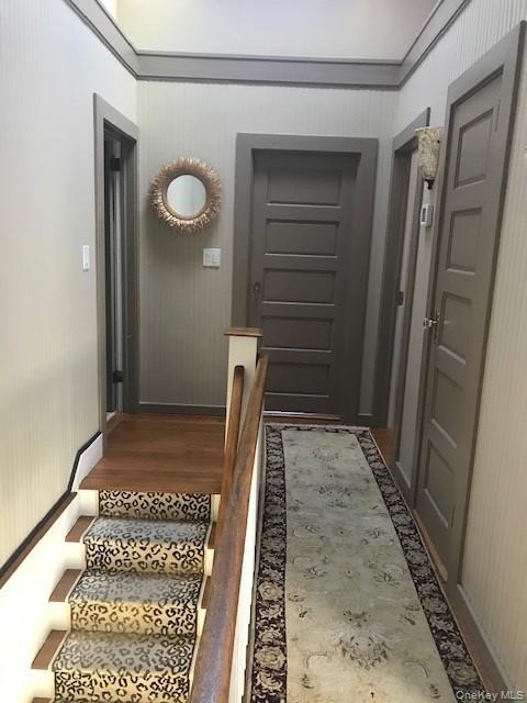 Building Photo - 16 Crescent Walk