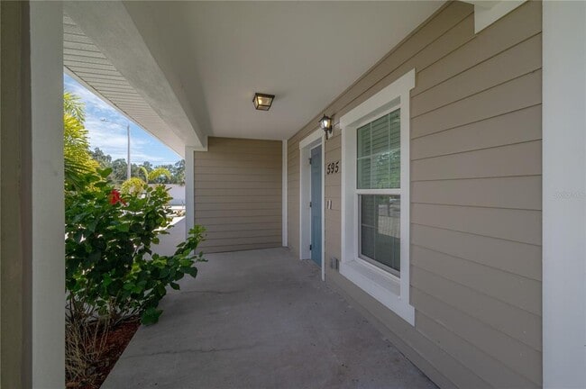 Building Photo - 595 Shady Grove Dr