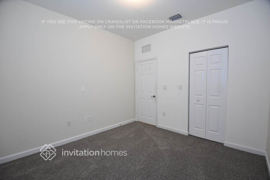 Building Photo - 3445 W 106th St