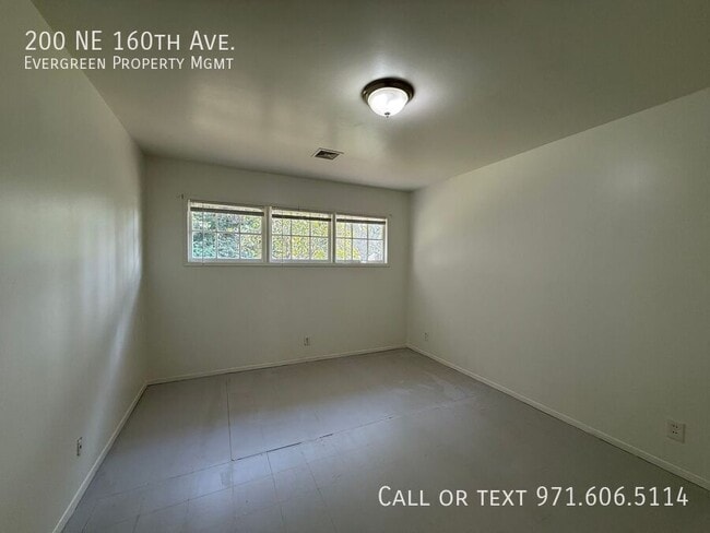 Building Photo - 200 NE 160th Ave