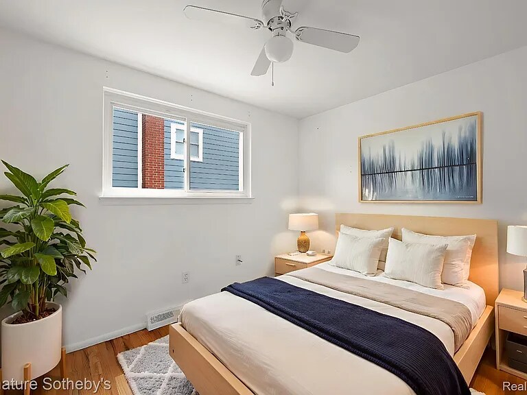 Building Photo - 3626 Hillside Dr