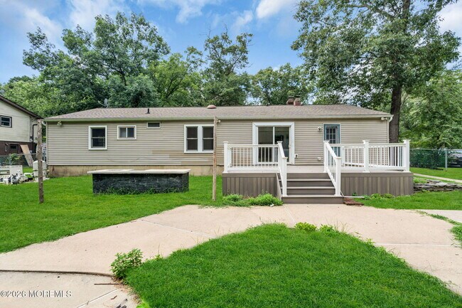 Building Photo - 875 Bowman Rd