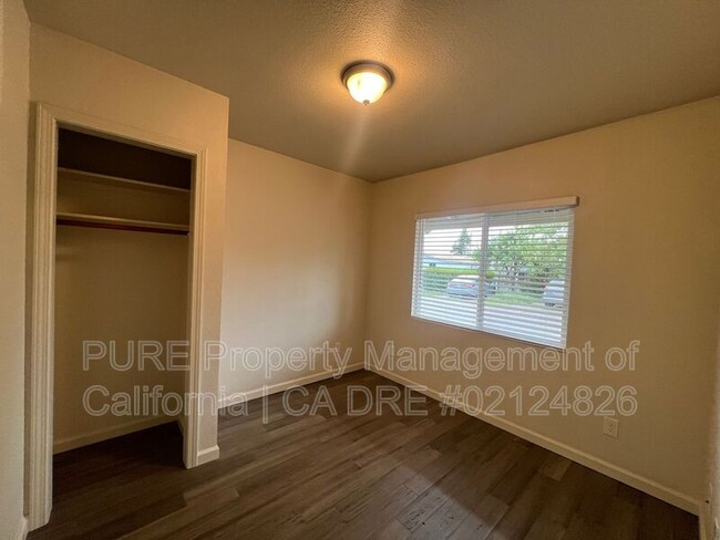 Building Photo - 3251 N State St