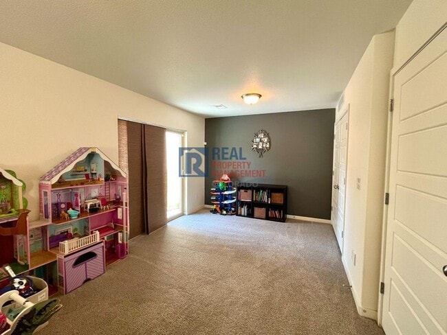 Building Photo - 6697 John Muir Trl