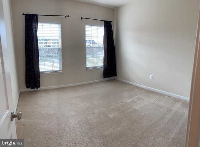 Building Photo - 2816 Admiral Ridge Rd