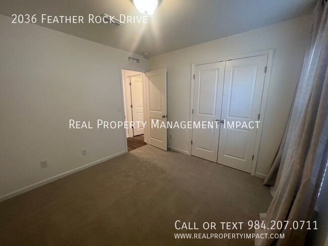 Building Photo - 2036 Feather Rock Dr