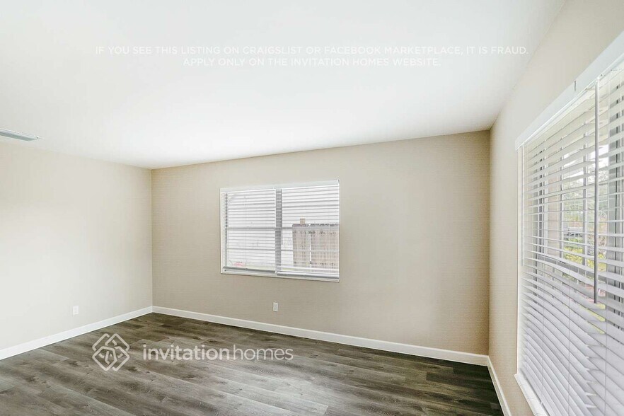 Building Photo - 8409 Millwood Dr