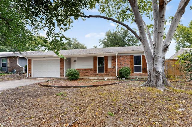 Building Photo - 5717 Macrae St