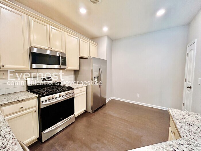 Building Photo - 1243 Fischer Trace