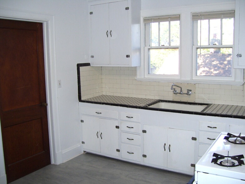 Kitchen looking west. - 3723 Henrico St
