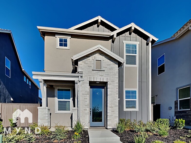 Primary Photo - 2832 Mossy Creek St