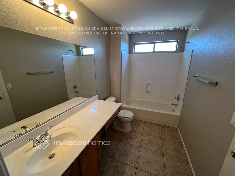 Building Photo - 12317 W Corrine Dr