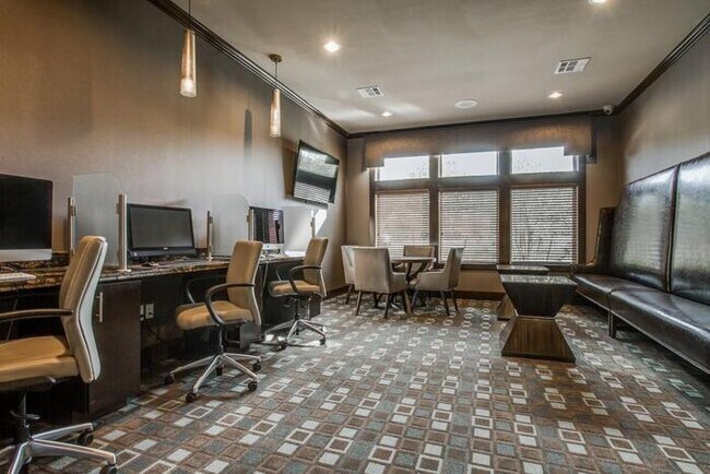 Building Photo - 3300 Wells Branch Pkwy