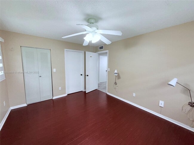 Building Photo - 9352 S Belfort Cir