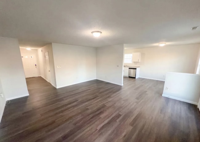 Building Photo - 6654 Hazelhatch Dr