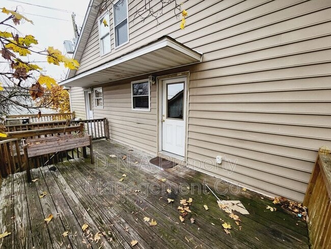 Building Photo - 10 N Fourth Street