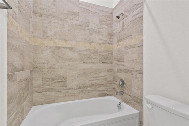 Building Photo - 121 Buckle Cove