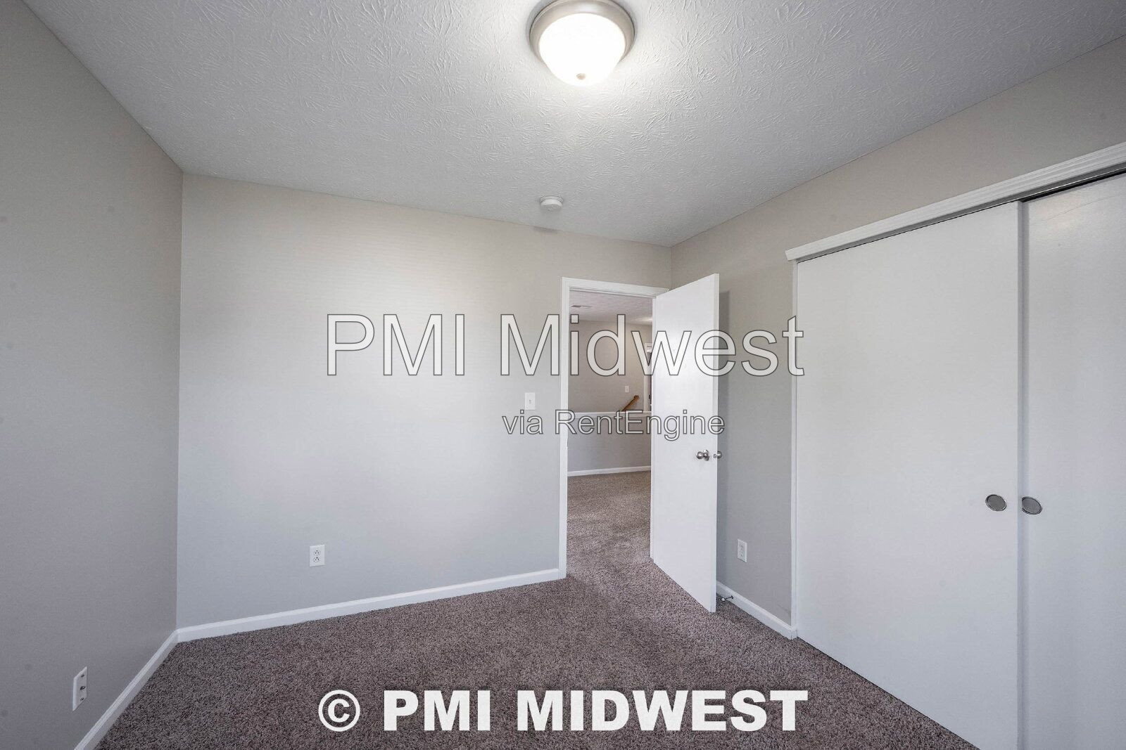 Building Photo - 11550 Signet Ln