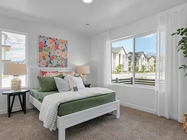 Building Photo - GORGEOUS American Fork Townhome!!!