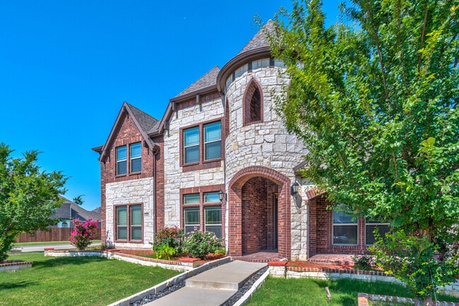 Building Photo - 14015 Steadman Dr