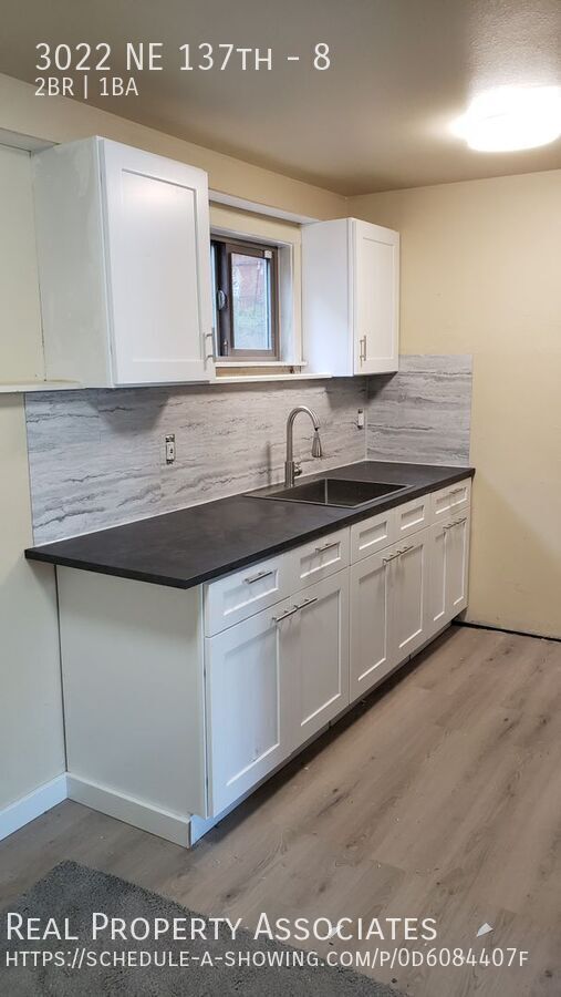 Building Photo - 3022 NE 137th St