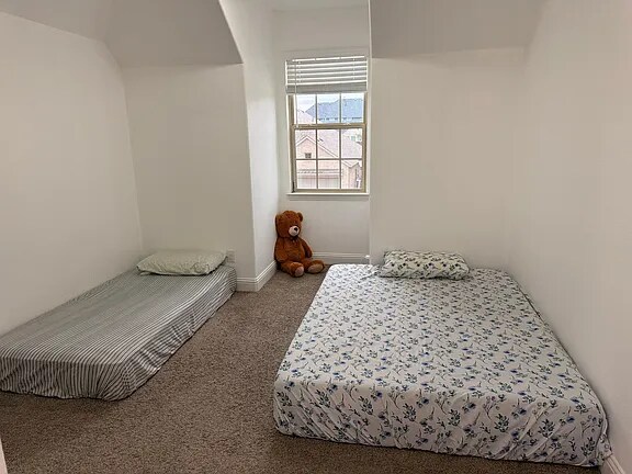 Building Photo - 325 Augusta Ct