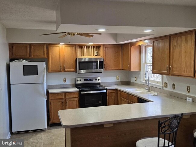 Building Photo - 131 Obriens Cir